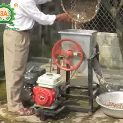 Máy thái cá, quả sung 3A6,5Hp chính hãng