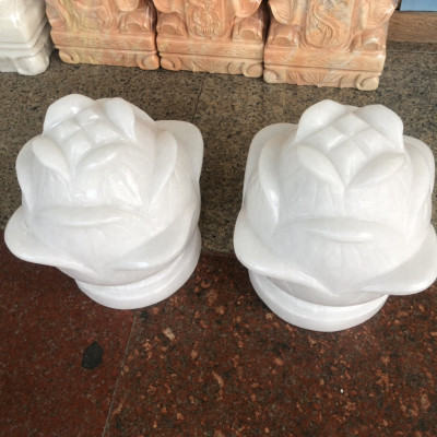 Cặp búp sen trang trí mộ đá cẩm thạch trắng đế tròn - Cao 22 cm