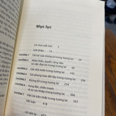 SỐNG SAO TRONG THỜI ĐẠI SỐ? - Định hình lại tương lai của con người, quốc gia và doanh nghiệp – Eric Schmidt và Jared Cohen – Hoàng Thạch Quân dịch – NXB Trẻ (Bìa mềm)