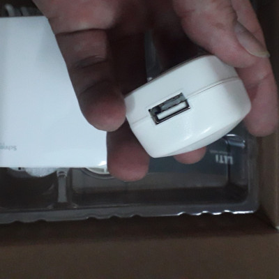 Bộ kết nối trung tâm U30IPGWZB Ulti Zigbee Schneider