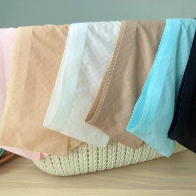 Quần lót nữ thông hơi không đường may Vicci QV.209 công nghệ Microfiber siêu mỏng nhẹ, tàng hình không viền, mặc nhẹ như không, thoáng khí, kháng khuẩn khử mùi