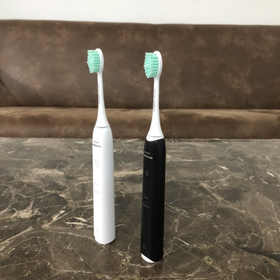 Bàn chải đánh răng điện Philips HX2421/02, HX2421/05  - Hàng nhập khẩu