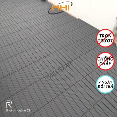 [COMBO 11] Thảm lát sàn uPVC cao cấp MHI-ECO, Tấm nhựa trải sàn trang trí ban công / sân vườn / sân thượng; lót sàn chống trơn trượt nhà tắm / bể bơi - Hàng Việt Nam chất lượng cao