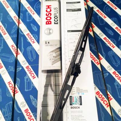 Thanh Gạt Nước Sau Toyota Zace, Mitsubishi Jolie - Bosch Advantage 12