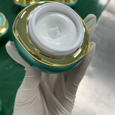 Kem face Mychi và serum cấy trắng lá vàng 24k Mychi