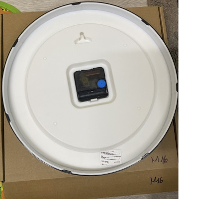 Đồng hồ treo tường - M6