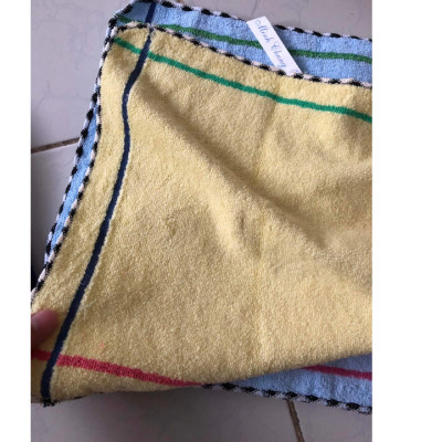 01 Khăn Mặt Trẻ Em Bé Vuông Kích Thước 25x25cm 100% Cotton Siêu Mềm Mịn Siêu Thấm Kháng Khuẩn Cao Cấp Sợi Bông Thấm Hút Tốt Dành Cho Mọi Loại Da Giao Màu Ngẫu Nhiên