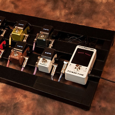 JOYO JF-18R Power Tune - Combo Bộ Nguồn và Bộ Chỉnh Dây Đàn Guitar- Hàng Chính Hãng 