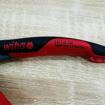 Kìm cắt chân linh kiện điện tử Wiha 26818 (kèm bìa treo 27391)