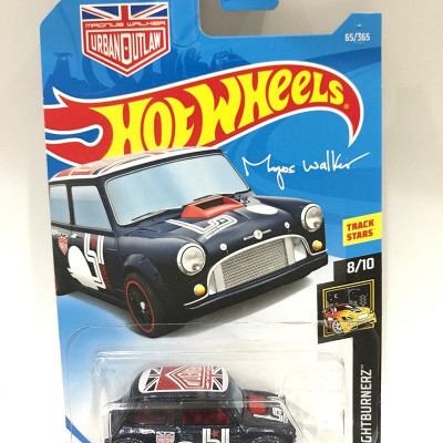 Đồ Chơi Xe HotWheels cơ bản C4982 - Giao hàng ngẫu nhiên