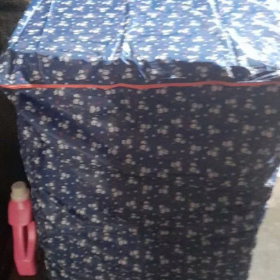 Áo bọc máy giặt cửa trước (ngang ) cho máy từ  6 - 8kg  ,  vải dù  chống thấm siêu bền  , chống bụi , bảo vệ máy không bị mưa nắng , giữ máy sạch sẽ như mới giao màu ngẫu nhiên