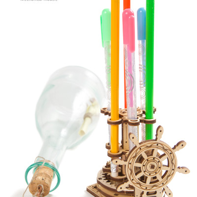 Mô hình gỗ cơ khí - Ugears Wheel Organizer- Ống bút bánh lái, hàng chính hãng UGEARS, nhập khẩu nguyên bộ từ EU, mô hình lắp ráp 3D, DYI