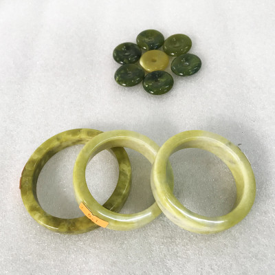 Vòng tay đá cẩm thạch tự nhiên bản vuông nhiều size cho người mệnh Thủy và Kim VONGVUONG5.1CM