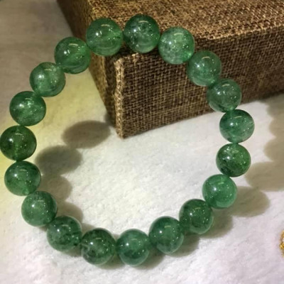 Vòng thạch anh dâu xanh tự nhiên 10ly nữ mệnh MỘC HOẢ 