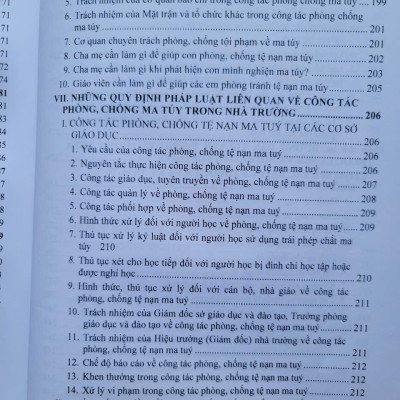 Sách Tài Liệu Tuyên Truyền Về Công Tác Giáo Dục An Toàn Giao Thông, Phòng Chống Tệ Nạn MaTúy Và Bạo Lực Học Đường Trong Nhà Trường - V2527T