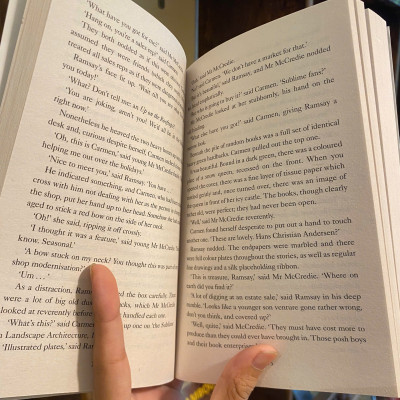 Sách - The Christmas Bookshop: A Cosy and Uplifting Festive Romance by Jenny Colgan / Sách Ngoại văn