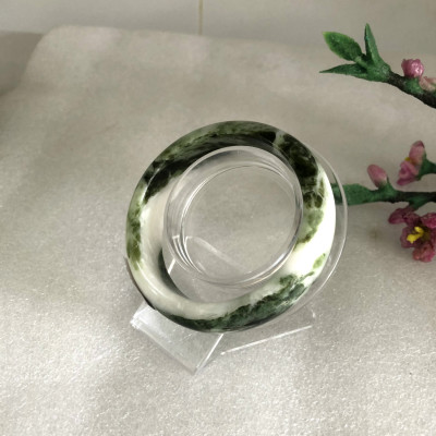 Vòng tay đá cẩm thạch xanh ngọc tự nhiên 100% cho người mệnh Hỏa và Mộc