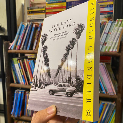 Sách - The Lady in the Lake by Raymond Chandler - English Book - Light Novel - Sách Ngoại văn