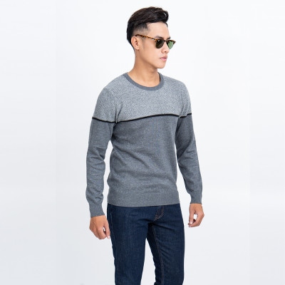 Áo len nam dài tay cổ tròn màu ghi nhạt NOVELTY 180590T