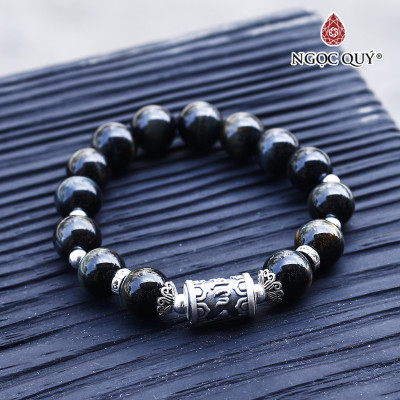 Vòng thạch anh mắt hổ xanh đen phối charm lục tự bạc mệnh thủy, mộc - Ngọc Quý Gemstones