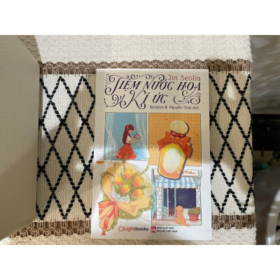 Sách - Tiệm Nước Hoa Ký Ức - Jin Seolla