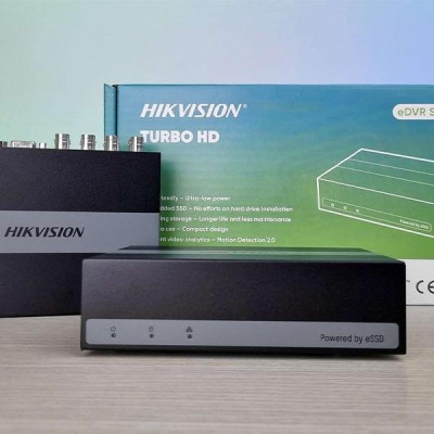 Đầu ghi hình HIKVISION 8 kênh / 4 kênh tích hợp SSD 330GB DS-E08HGHI-B ,.-Hàng chính hãng
