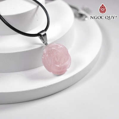 Mặt dây chuyền hoa mẫu đơn thạch anh hồng 20mm mệnh hỏa, thổ - Ngọc Quý Gemstones