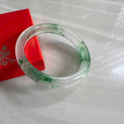 Vòng Tay Nữ Bản Hẹ Đá Mã Não DuLong Trắng Xanh Rong Biển 3 bên cân xứng Trong Bóng Đẹp Ni 56mm Cao 10mm Dầy 7mm Món quà tặng Nữ 53kg - 58kg đeo tay xinh rẻ đẹp ý nghĩa ạ