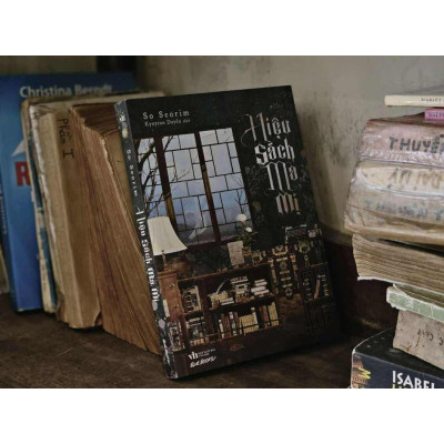 Sách Hiệu Sách Ma Mị - AZB