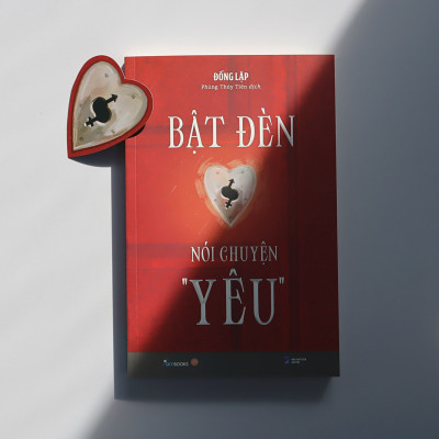 Bật Đèn Nói Chuyện “Yêu