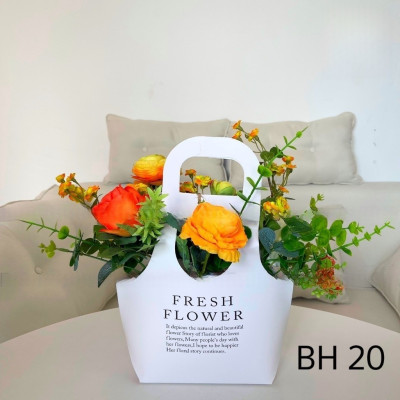 Giỏ hoa lụa, túi hoa lụa quà tặng hoa lụa - tăng thầy cô giáo 20/11 - Cây giả Decor trang trí nhà cửa.