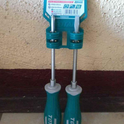 BỘ 2 TUA VÍT ĐÓNG XUYÊN TOTAL THGSS2206 - HÀNG CHÍNH HÃNG