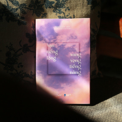 Combo 2 Cuốn Văn Học Hay: Tôi Có Triệu Chứng Cứ Yêu Em + Vạn Tiếng Lòng Vang Vọng Tiếng Nàng
