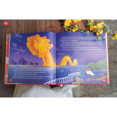 Sách - Ngày Xuân, Quây Quần Đón Tết - Én Bay Khắp Miền, Tết Về Bình Yên