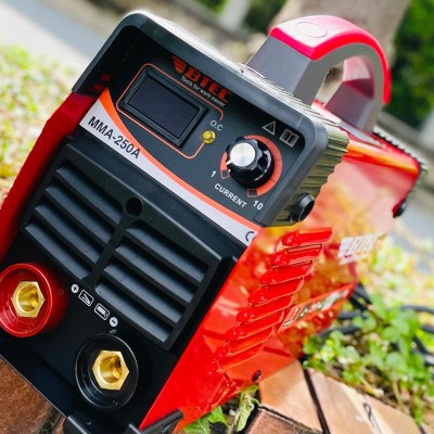 MÁY HÀN QUE ĐIỆN TỬ BTEC MMA-250 (NEW) ( HÀN LIÊN TỤC QUE 4 LY)- HÀNG CHÍNH HÃNG