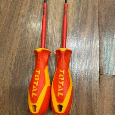 TUA VÍT DẸP CÁCH ĐIỆN 1000V TOTAL THTIS4100, THTIS5125, THTIS6150 - HÀNG CHÍNH HÃNG