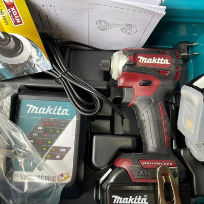 MÁY VẶN VÍT PIN 18V 180 N.M MAKITA DTD171TJAR (01 ĐẾ SẠC NHANH 02 PIN 5.0AH THÙNG MAKPAC) - HÀNG CHÍNH HÃNG