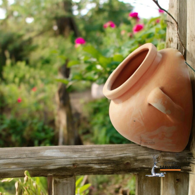 Chậu Gốm Đất Nung Áp Treo Tường