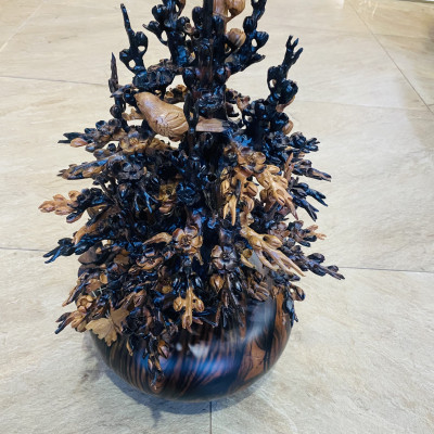 Bình hoa mai lan phú quý trang trí phong thủy hút tài lộc bằng gỗ mun hoa kt cao 56×38×28cm