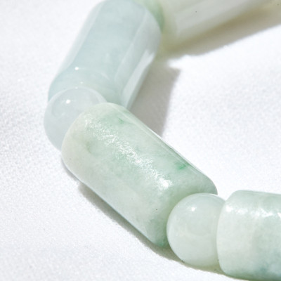 Vòng tay cẩm thạch phỉ thúy đốt trúc Ngọc Quý Gemstones