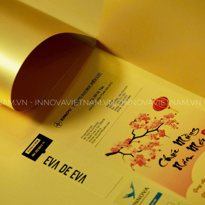 Giấy nhựa ánh nhũ vàng (Glod PET) dầy 200 khổ 305x457