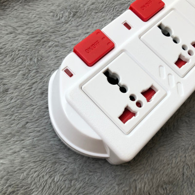 Ổ cắm điện 5 lỗ 2m Điện Quang SM750SL - Hàng Chính Hãng