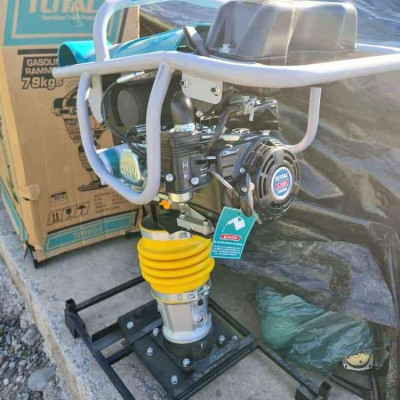 MÁY ĐẦM CÓC HÌNH TRỤ 4.0 KW (5.5 HP) TOTAL TP880-1 - HÀNG CHÍNH HÃNG