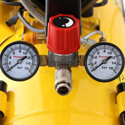 MÁY NÉN KHÍ KHÔNG DẦU 1.3 HP 50L STANLEY SXCMS1350HE - HÀNG CHÍNH HÃNG