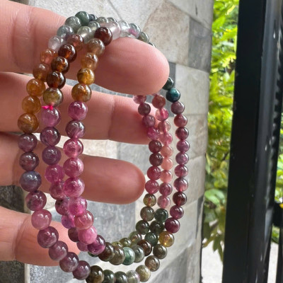 Vòng Chuỗi Nữ Đá tourmaline quấn 3 vòng size hạt 4mm nhiều màu đa sắc Chị Em Nữ đeo tay rất xinh đẹp may mắn tốt cho công việc cuộc sống ạ