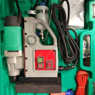 MÁY KHOAN TỪ 900W DCA AJC30 - HÀNG CHÍNH HÃNG