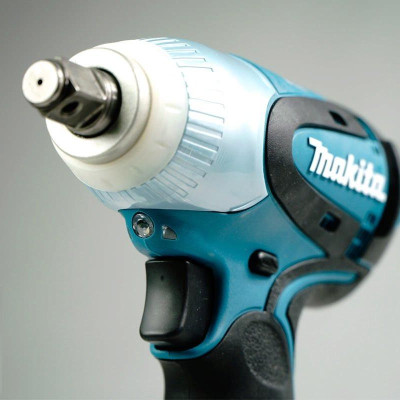 MÁY SIẾT BU LÔNG (230 N.M) DÙNG PIN(12.7MM)(18V) MAKITA DTW251Z (KHÔNG KÈM PIN VÀ SẠC) - HÀNG CHÍNH HÃNG