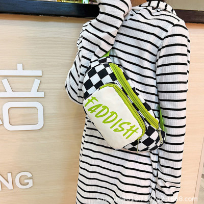 Túi đeo chéo cho bé phong cách dễ thương  - BEE GEE DCTE1052