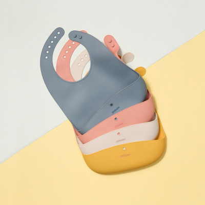 Yếm Ăn Dặm Cho Bé LocknLock Little Luv Silicone Feeding LBB430, Hàng Chính Hãng, Gấp Gọn - JoyMall