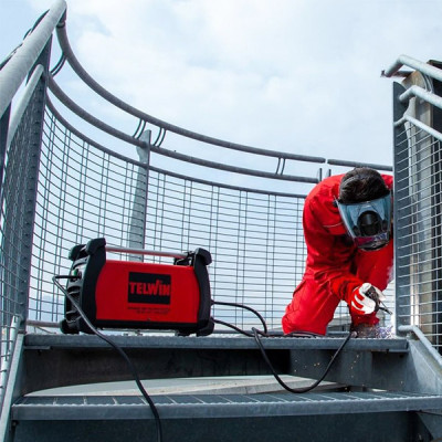 Máy Hàn Que Telwin TECHNOLOGY 186 XT MPGE